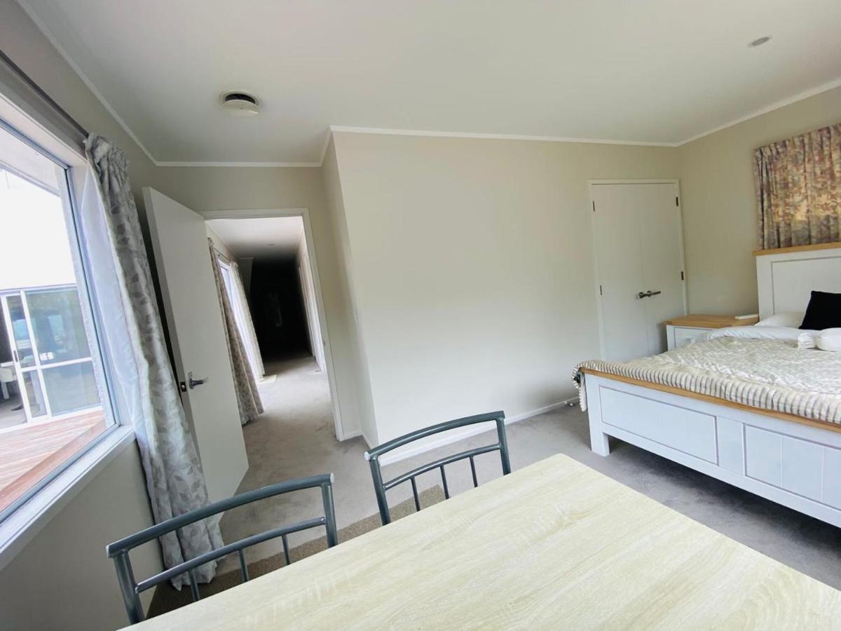 West Room Auckland Exterior photo